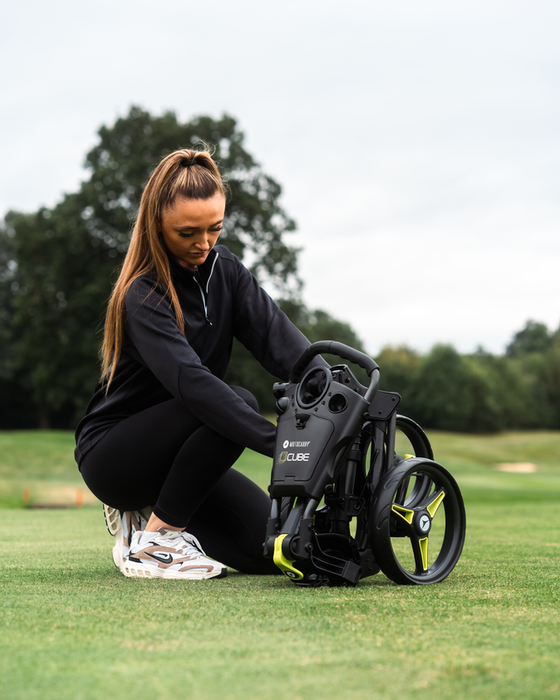 Motocaddy CUBE Golf Push Cart